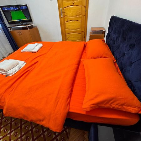 Linen Tree Apartment Baile Herculane Ngoại thất bức ảnh