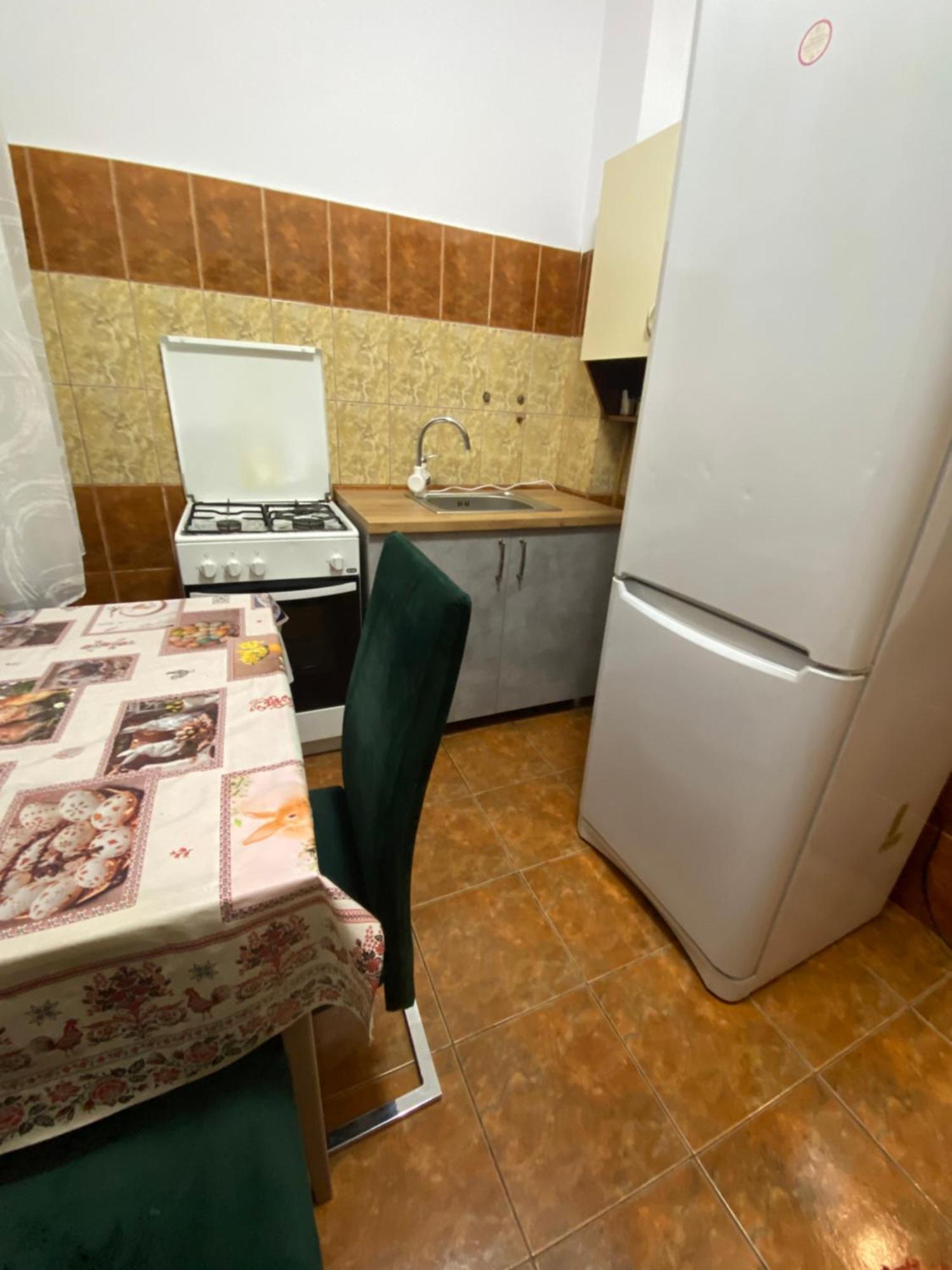 Linen Tree Apartment Baile Herculane Ngoại thất bức ảnh
